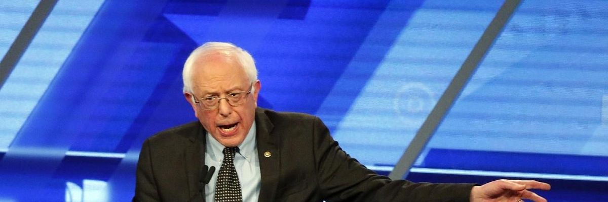 Pushing Carbon Tax and Fracking Ban, Sanders Lays Down Gauntlet on Climate