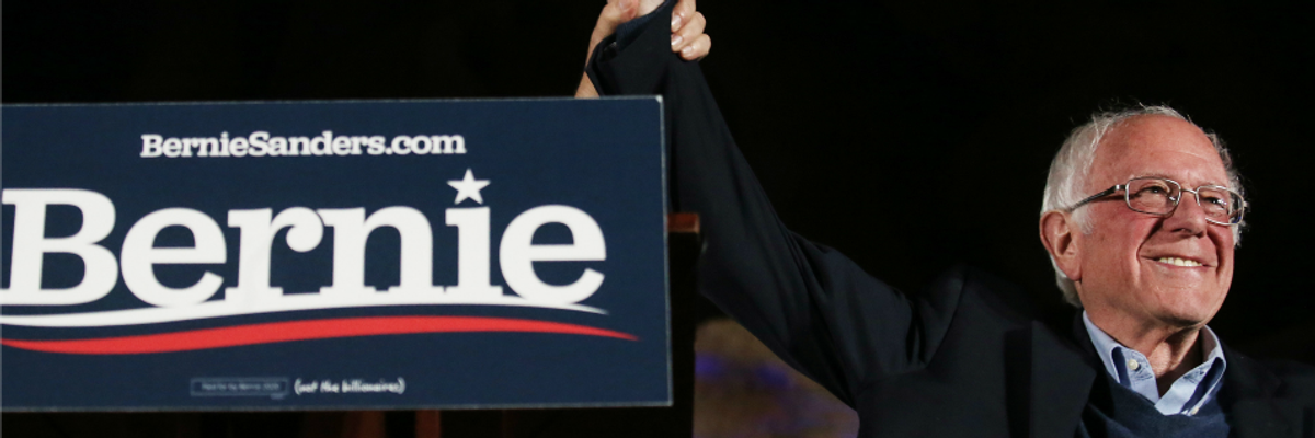 Bernie Sanders Plunges to First Place