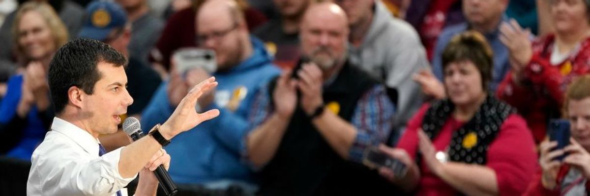 Interpreted by Young Progressives as 'Abject Contempt,' Buttigieg Says He Was Also 'Big Fan of Bernie Sanders' at 18