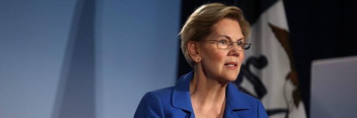 'Warning Lights Are Flashing,' Says Elizabeth Warren, Detailing Plan to Stave Off Impending Financial Crisis