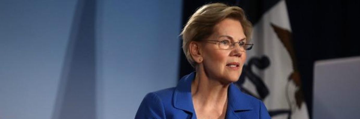 'Warning Lights Are Flashing,' Says Elizabeth Warren, Detailing Plan to Stave Off Impending Financial Crisis