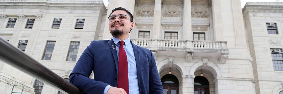 'We Want Real Change': Sanders-Backed Democratic Socialist Wins Mayoral Primary in Providence