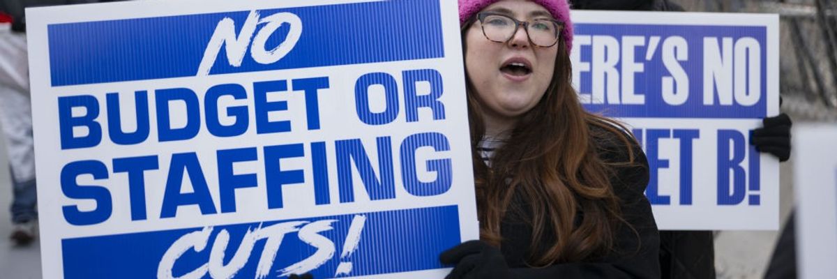 Demonstration held to defend federal workers in New York City