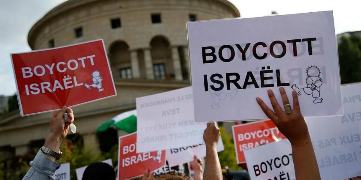 Ten Years On, the Undeniable, Growing Power of the BDS Movement ...