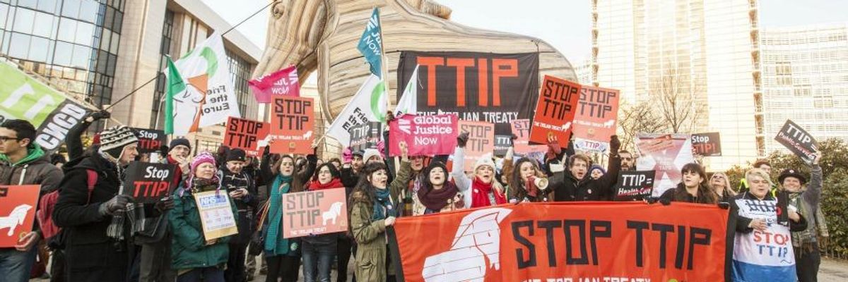 Leaked Doc Shows 'Toxic Trade Deal' Putting Environmental Safeguards on the Chopping Block