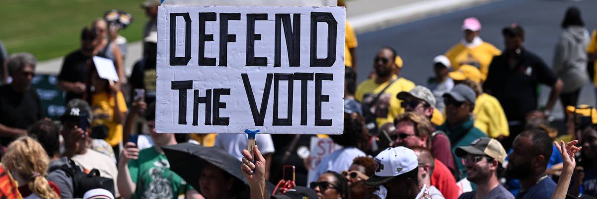 Appeals Court Rejects 'Likely Unlawful' Trump Push to Undermine Mail-In Voting as Supreme Court Looms