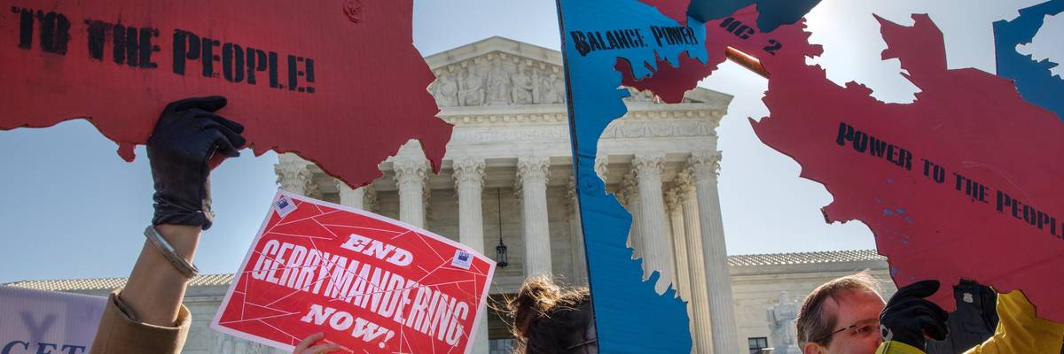 Demonstrators protest against gerrymandering at a rally in front of the U.S. Supreme Court on March 26, 2019, during the cases Lamone v. Benisek and Rucho v. Common Cause. (Photo: Evelyn Hockstein/Washington Post via Getty Images)