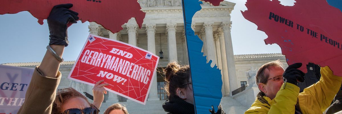 Demonstrators protest against gerrymandering at a rally in front of the U.S. Supreme Court on March 26, 2019, during the cases Lamone v. Benisek and Rucho v. Common Cause. (Photo: Evelyn Hockstein/Washington Post via Getty Images)