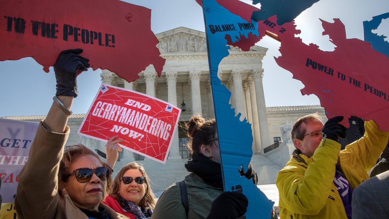 Demonstrators protest against gerrymandering at a rally in front of the U.S. Supreme Court on March 26, 2019, during the cases Lamone v. Benisek and Rucho v. Common Cause. (Photo: Evelyn Hockstein/Washington Post via Getty Images)