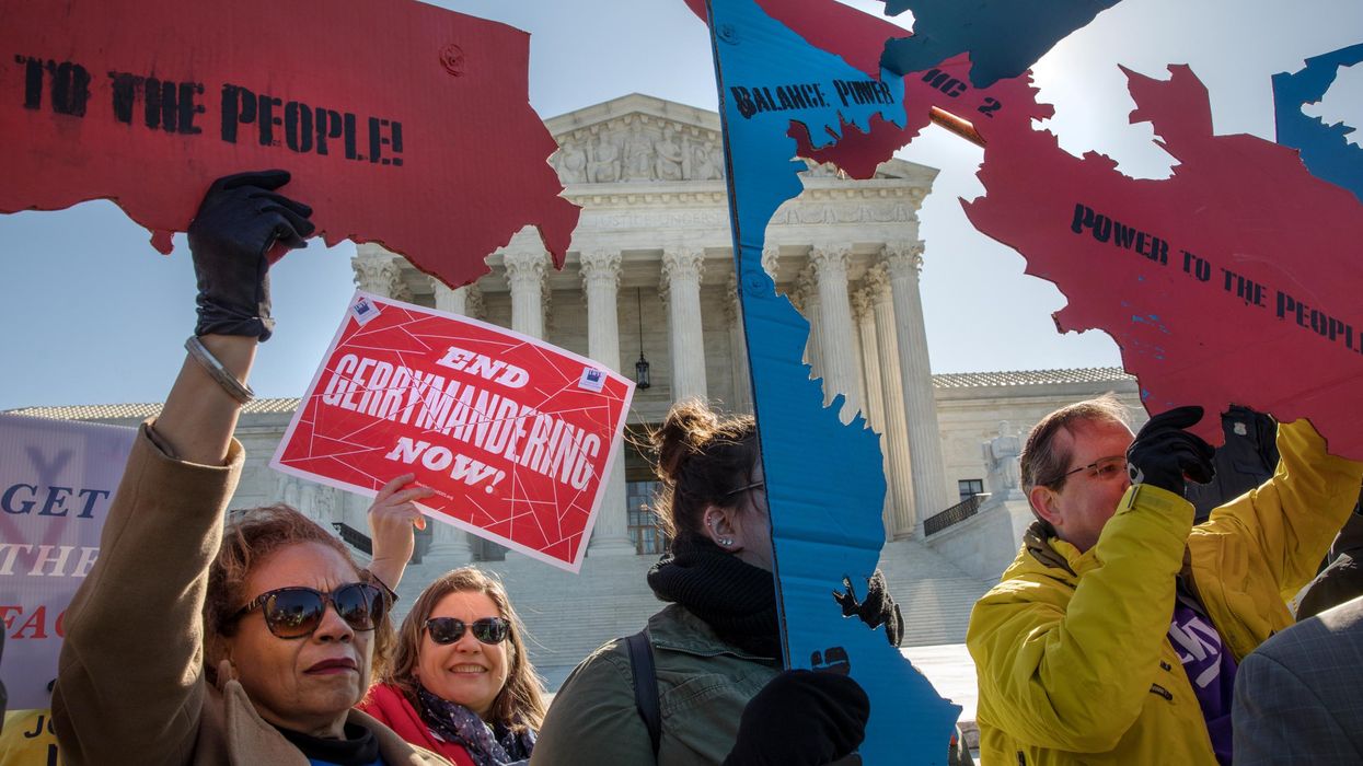 Demonstrators protest against gerrymandering at a rally in front of the U.S. Supreme Court on March 26, 2019, during the cases Lamone v. Benisek and Rucho v. Common Cause. (Photo: Evelyn Hockstein/Washington Post via Getty Images)