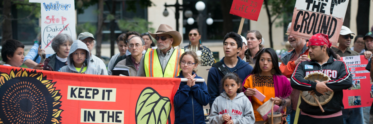 Outrage as Texas Senate Passes 'Unconstitutional' Bill That Would Hit Pipeline Protestors With Up to 10 Years in Prison