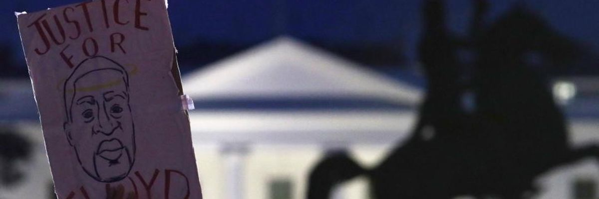 'When the Country Needed Leadership, Trump Turned Off the Lights': White House Goes Dark as Protests Over Killing of George Floyd Rage Across Nation