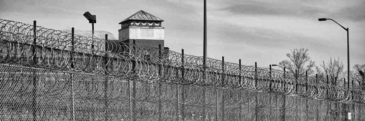 In Stunning Reversal, Law Enforcement, Military, and Security Advisors Urge Homeland Security to Shift Away from Private Prisons