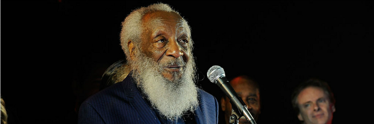 Comedian and Civil Rights Icon Dick Gregory Dies at 84