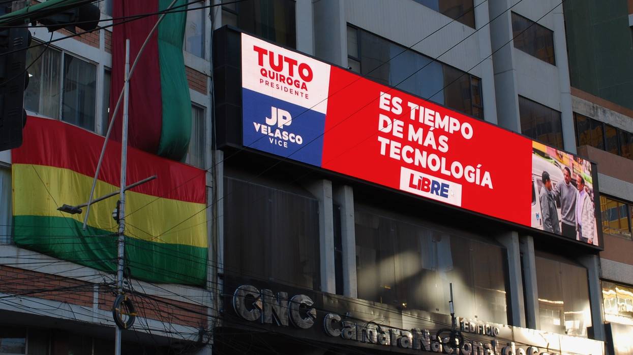 Digital ad for Tuto Quiroga.