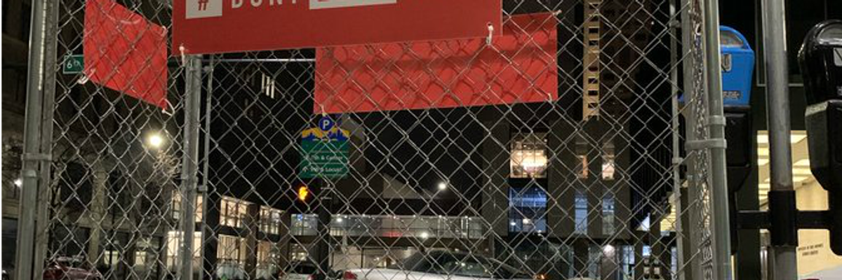 "Don't Look Away": Cages Across Des Moines Remind Iowa Caucus-Goers of Trump's Mass Detention of Migrant Kids