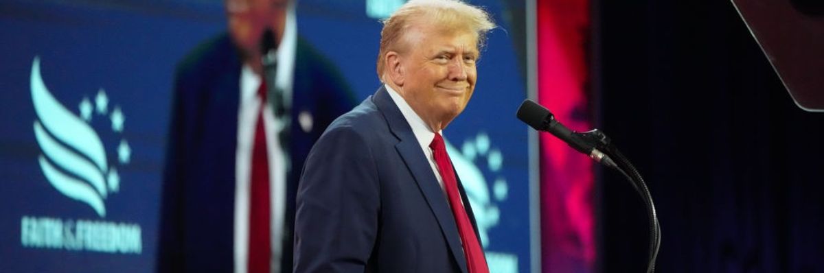 Donald Trump Endorses Ten Commandments in Schools at Evangelical Event