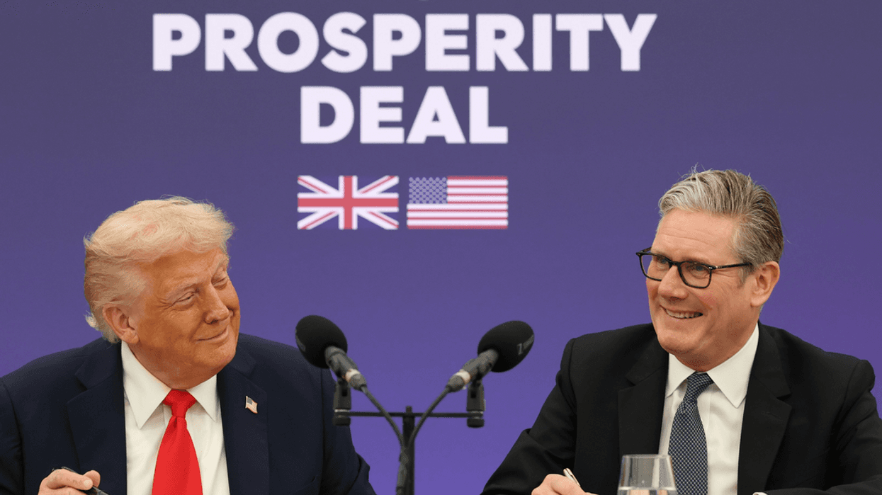 Donald Trump and Keir Starmer give a press conference