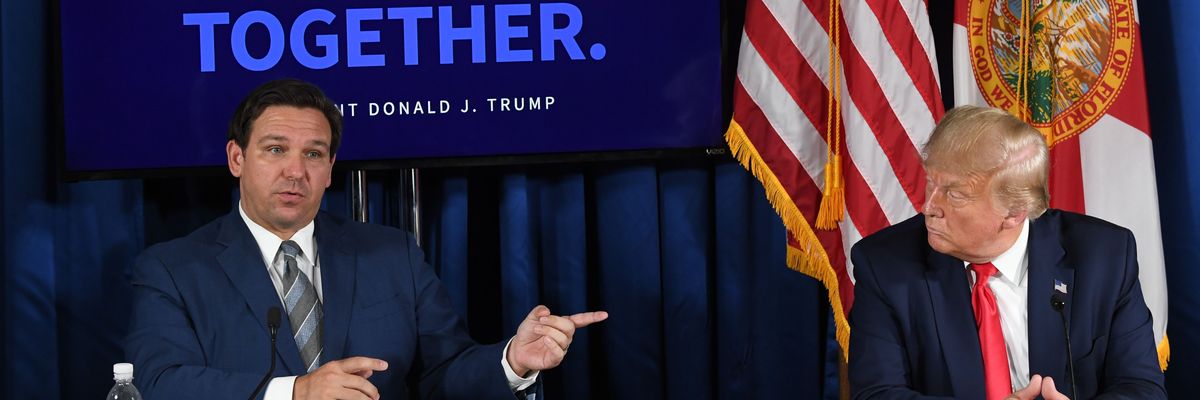 Donald Trump (R) and Florida's governor Ron DeSantis