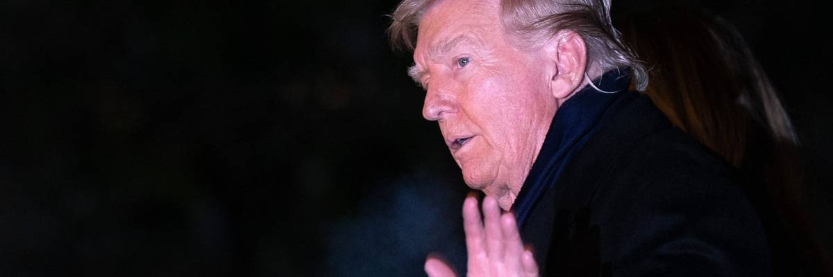 Donald Trump returns to the White House from Palm Beach