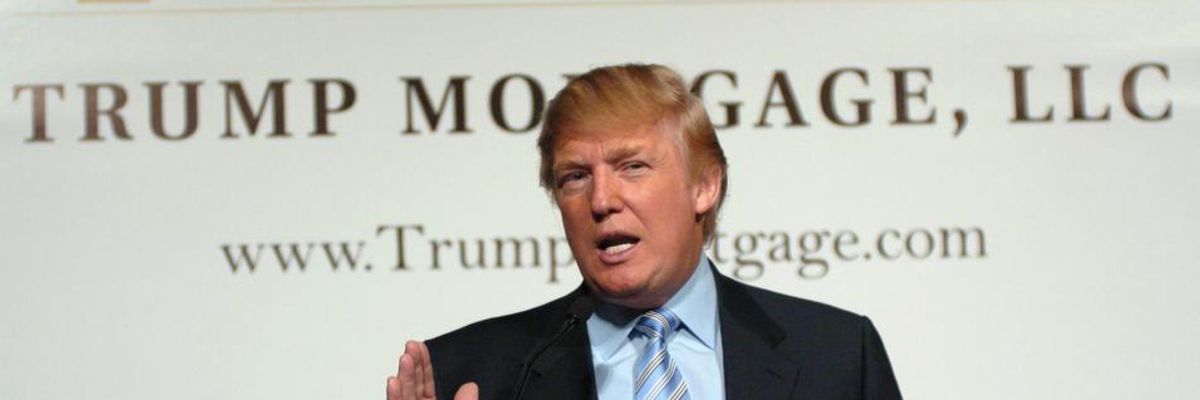 President Is a 'Walking Scam,' Says AOC as Records Show Trump Paid Just $750 in Federal Income Taxes in Both 2016 and 2017