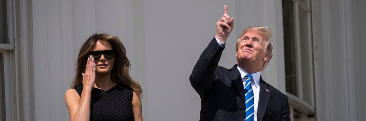 Donald Trump stares at solar eclipse in 2017