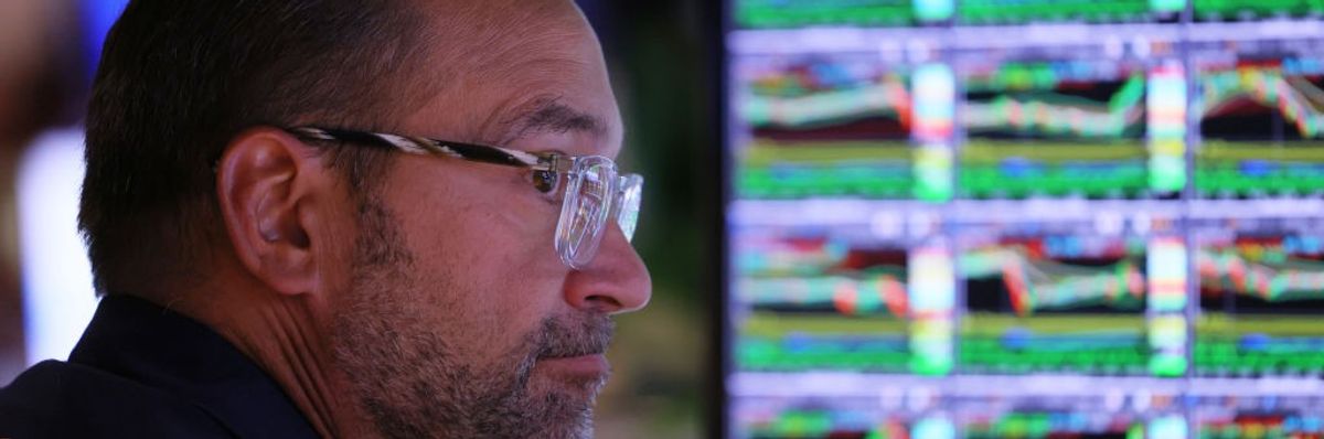 Dow Drops Sharply After Federal Reserve Interest Rate Announcement