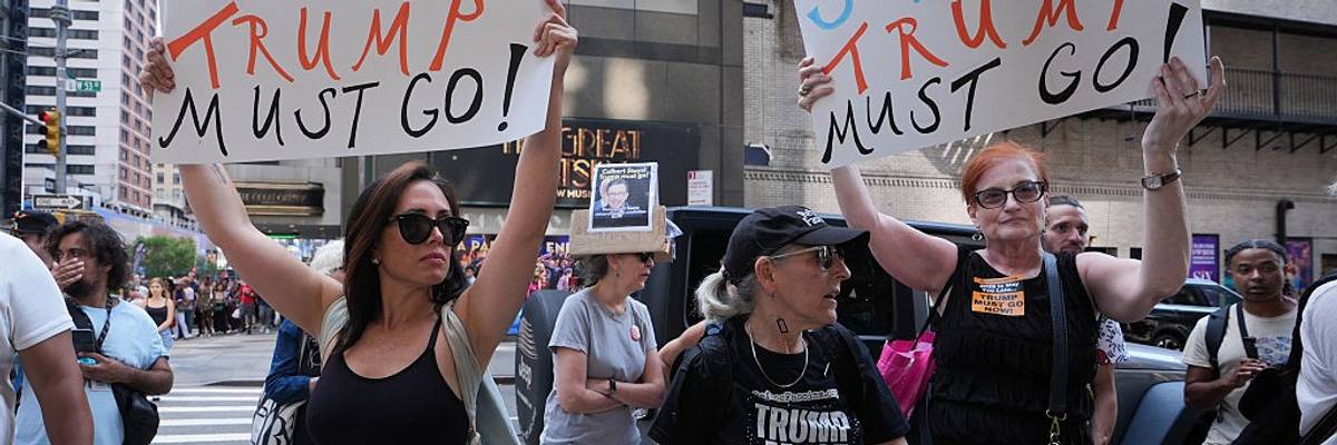 'Capitulation Index' Tracks How US Media Companies Are Responding to Trump Bullying