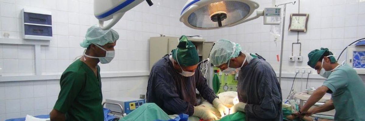 'We Just Bombed a SCHOOL BUS': Outrage After US-Backed Saudi Coalition Slaughters Children in Yemen