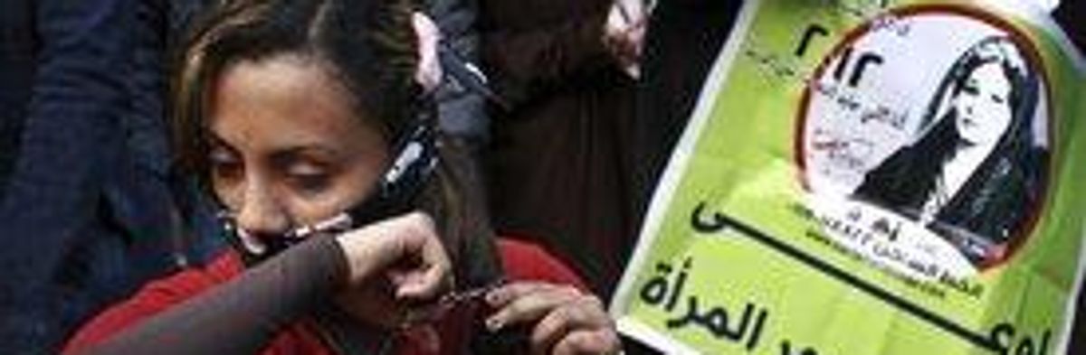 Egyptian Women Chop Their Locks in Protest of Fundamentalist Constitution