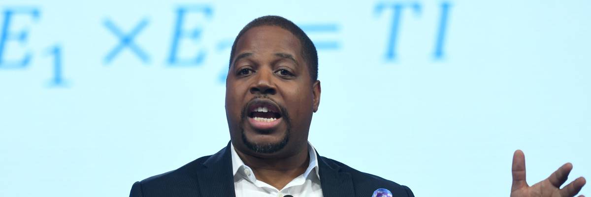 Dr. Chris Jones