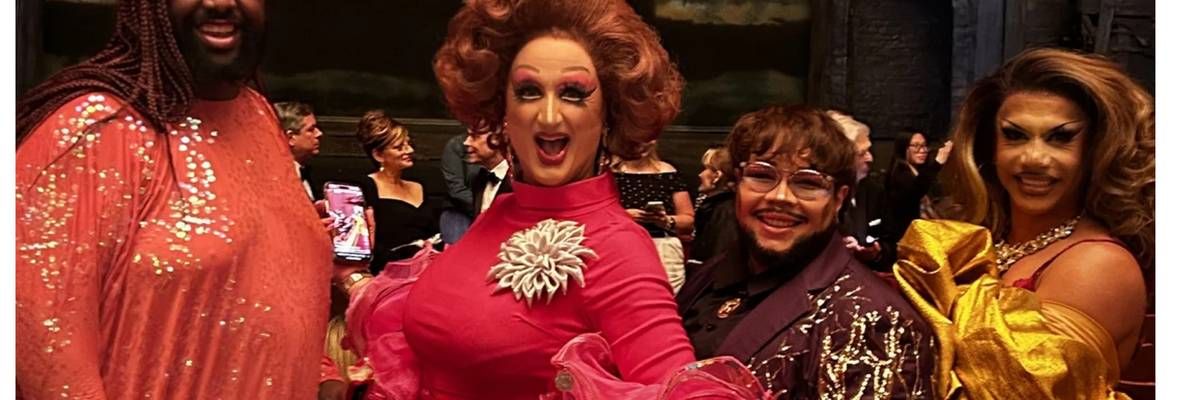 Drag queens living it up at "Les Misérables"