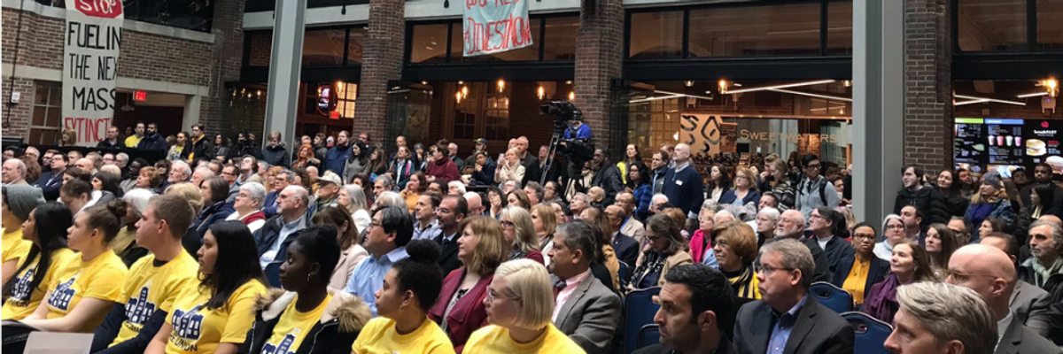 Big Ten University Students Unanimously Call On Schools to Divest From Fossil Fuels