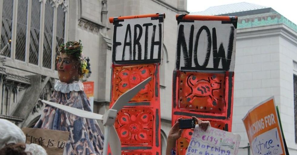 Earth Now. (Common Dreams: CC BY-SA 3.0 US)