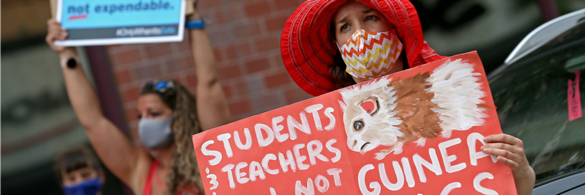 Poll Reveals Surge of Fears Over In-Person Learning as Expert Warns School Reopenings in US 'Guaranteed' To Fail