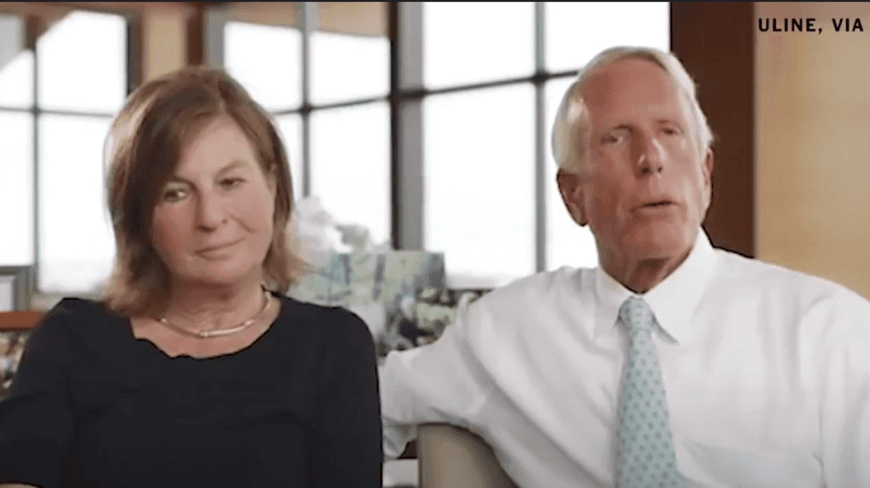 Billionaire GOP Donors Positive for Covid-19 After White House Election Watch Party