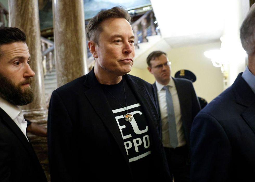 'The IPO Is Being Engineered': 12-Minute Video Details Growing Fears Over Elon Musk Plot to Become World's First Trillionaire