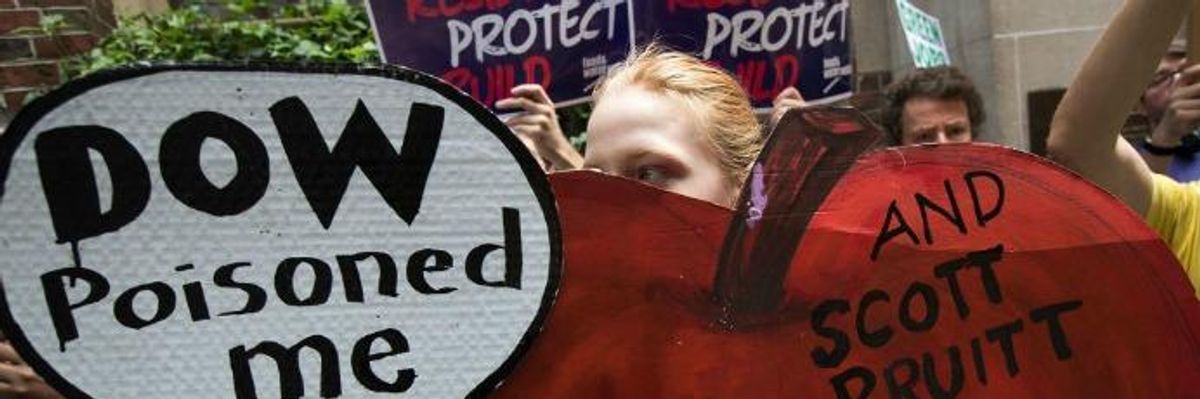 "A Slap in the Face": Victims of Big Oil Pollution Speak Out Against Pruitt's Luxury Flights