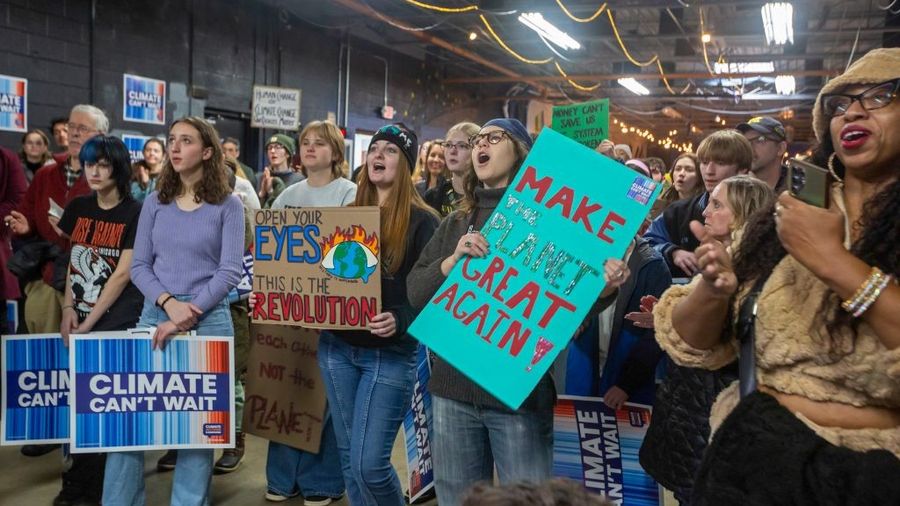 environmental activists rally