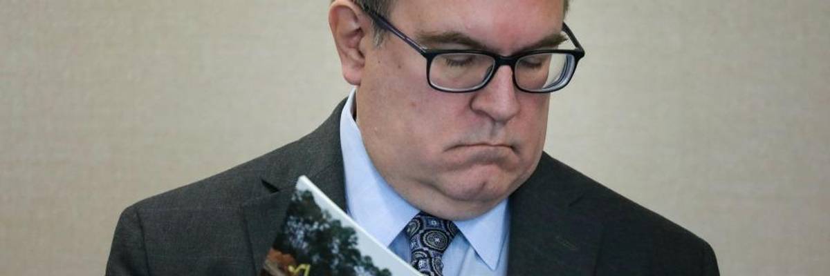 As Trump Reportedly Scrambles to Find Climate 'Victories' Ahead of 2020, Green Group Says: 'There Are None'