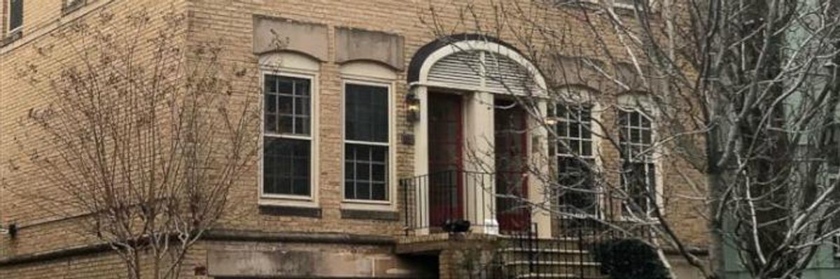 Calls for Pruitt to Resign After Reports of 'Sweetheart' Rental From Energy Lobbyist's Wife