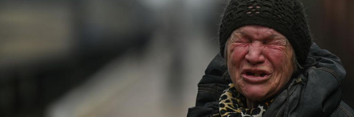 Evacuation Of Civilians From Kherson Continues