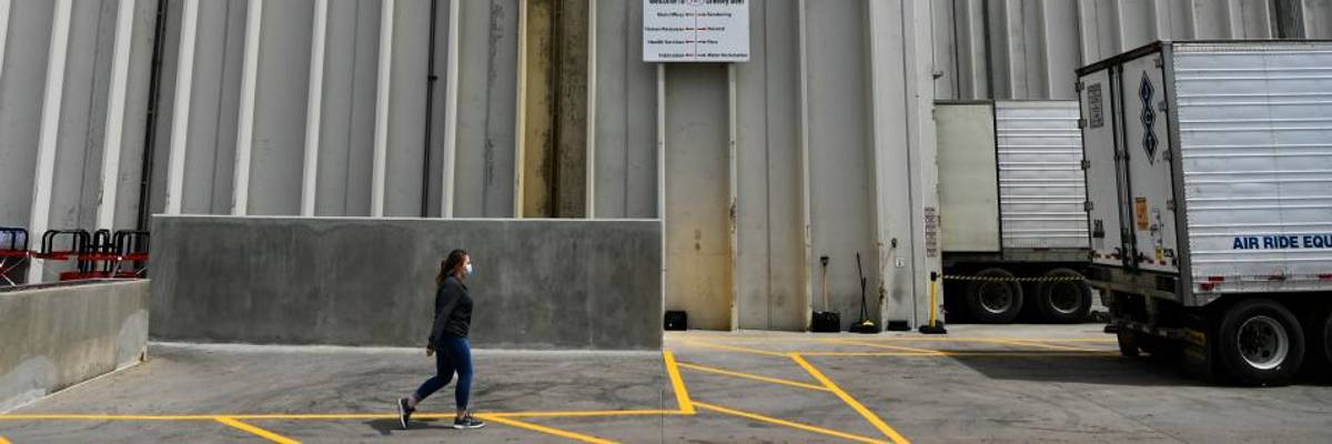 'A Huge Slap in the Face': Family of Worker Who Died of Covid Slams Trump OSHA Over Paltry $15,600 Fine Against Meat Company