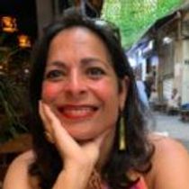 Laleh Khalili