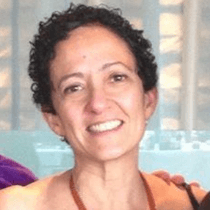 Lourdes Davila