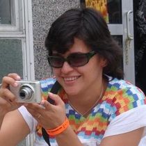 Daysi Flores