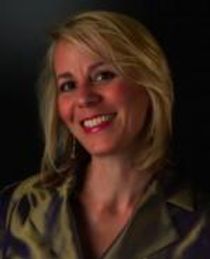 Laura Musikanski