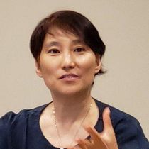 Hyun Lee