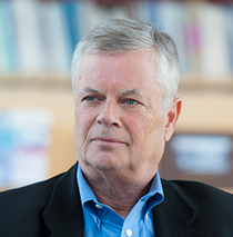 Stephen Kinzer