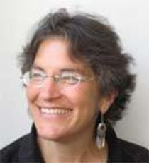 Phyllis Bennis